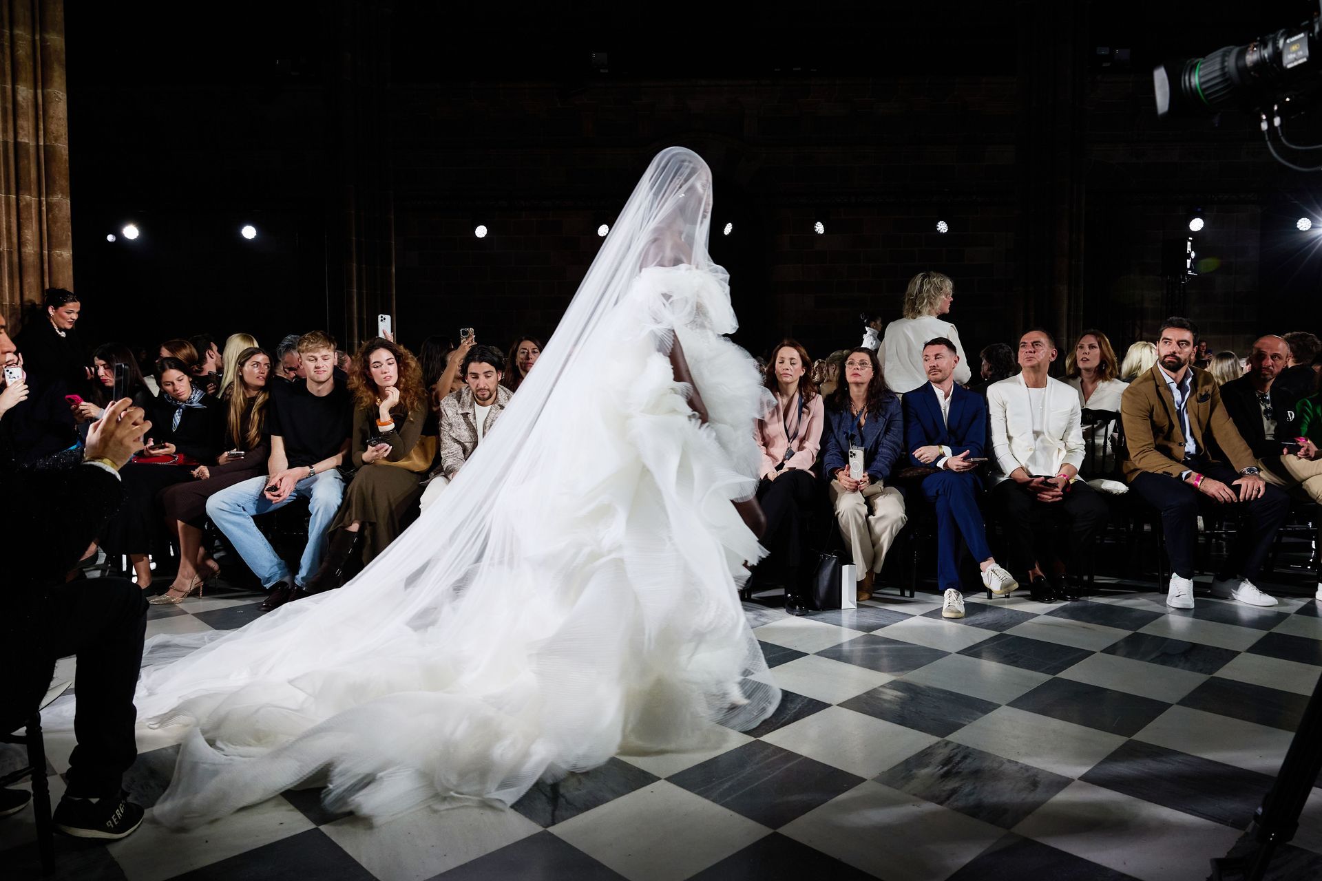 MILLA NOVA RUNWAY SHOW IN BARCELONA