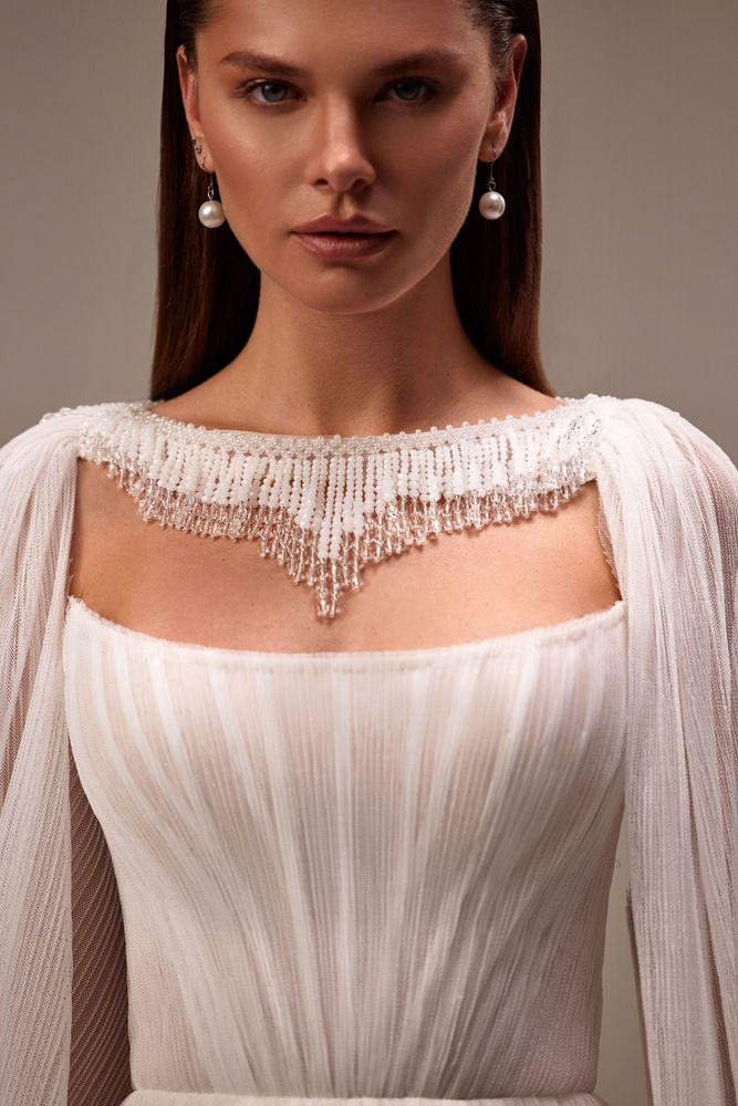 Сape Mona Accessories