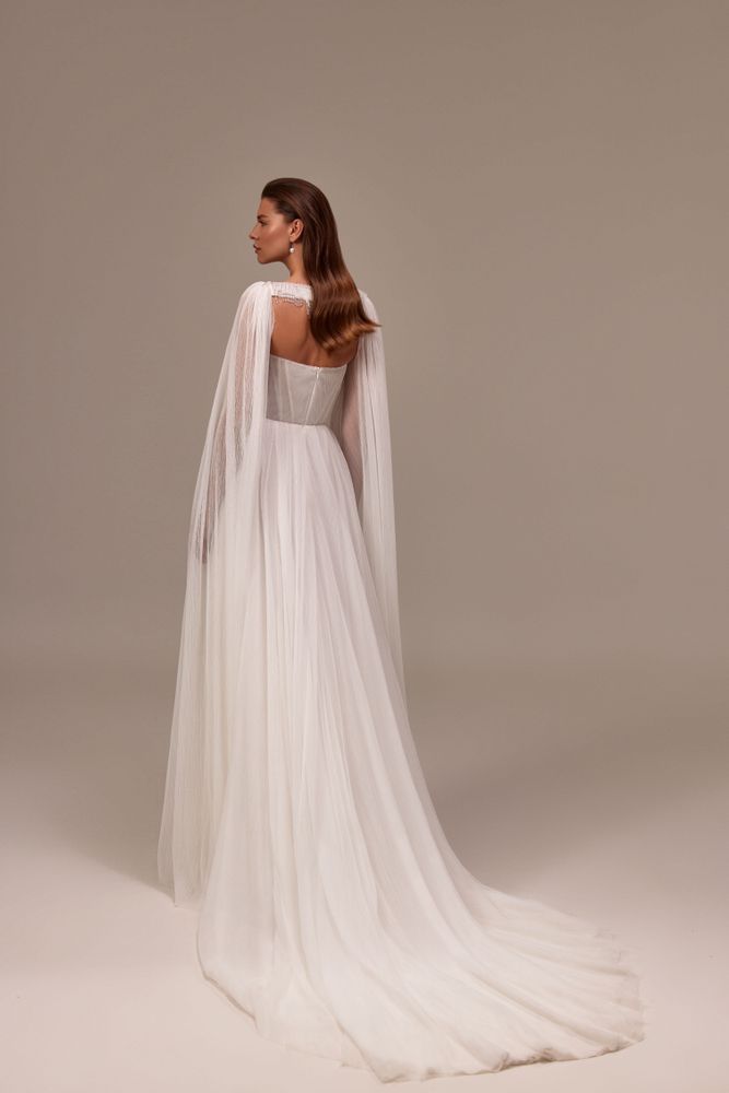 Сape Mona Accessories