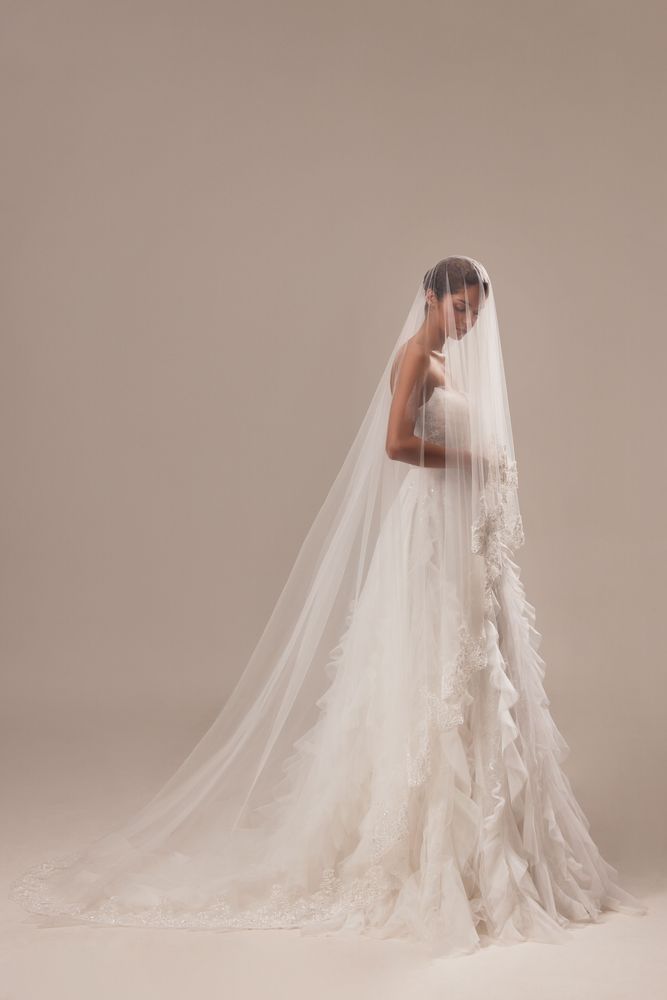 Veil Ruzhena Accessories