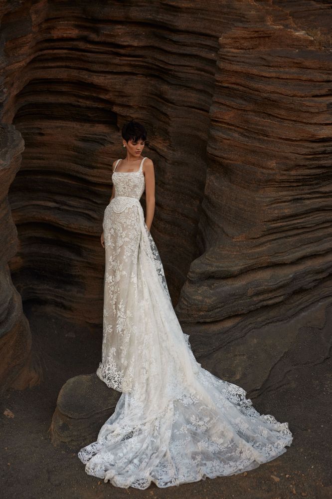 Theodora train Accessories