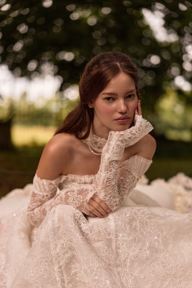 Qirelle sleeves Accessories