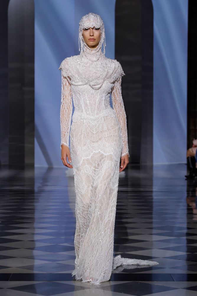 Fingula bridal hood Accessories